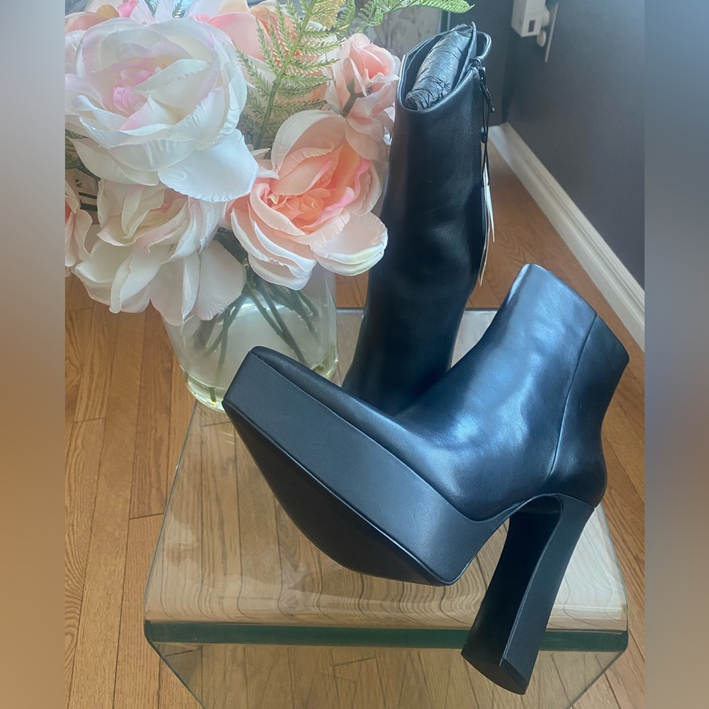 ZARA PLATFORM POINTED TOE LEATHER ANKLE BOOTS